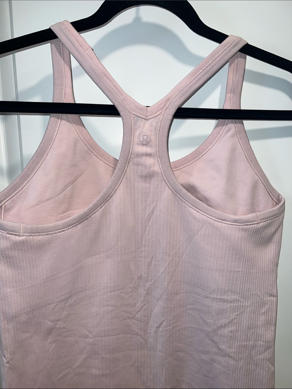 lululemon athletica Women’s Ebb to Street Tank in Misty Pink Size 10 - Picture 6 of 8
